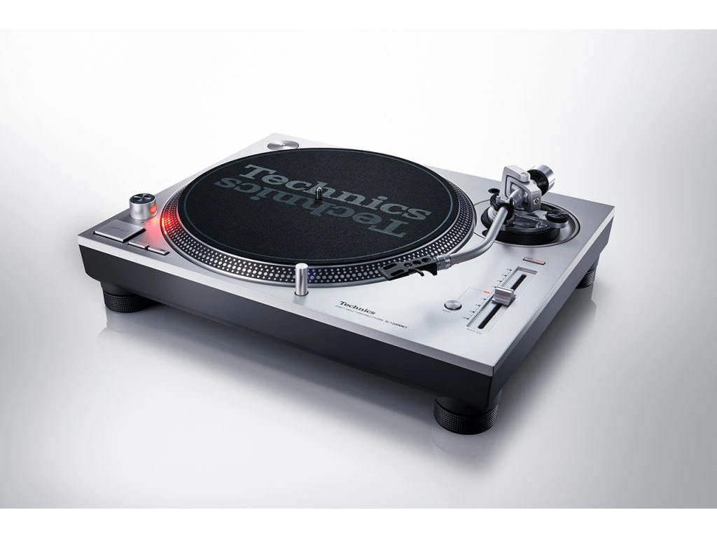 Technics SL-1200MK7
