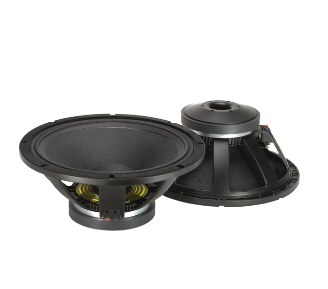 RCF L18P300 8/ohm