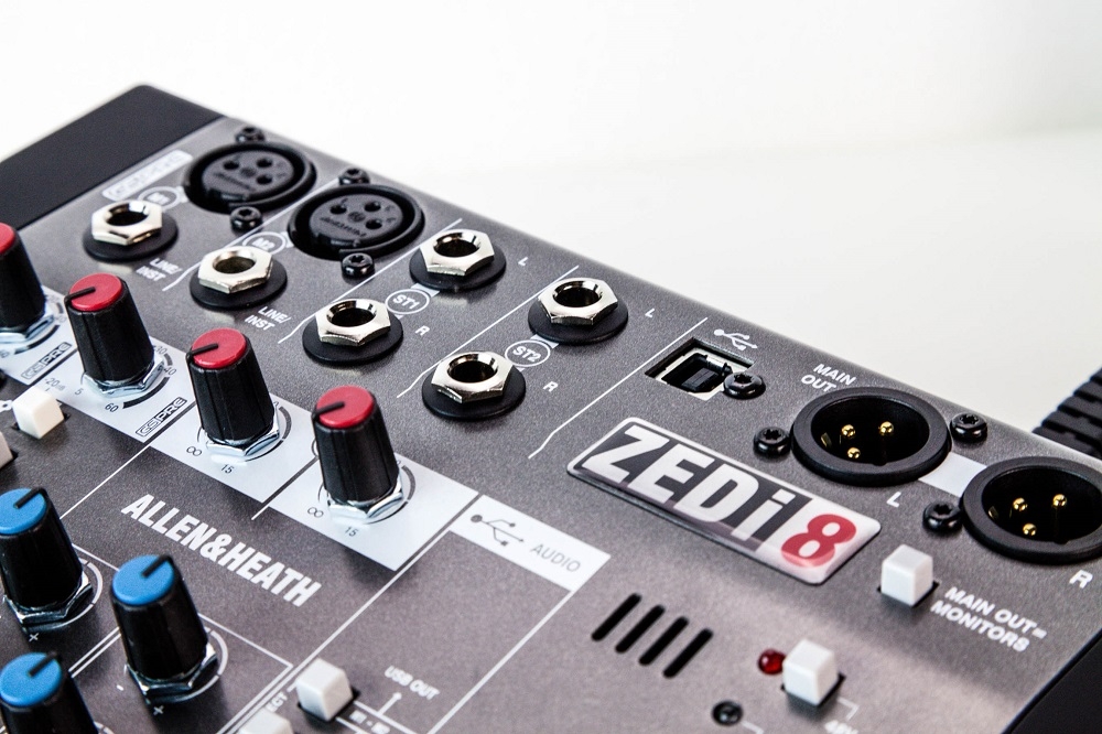 Allen&Heath ZEDi-8